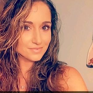 Meet your Posher, Kristin